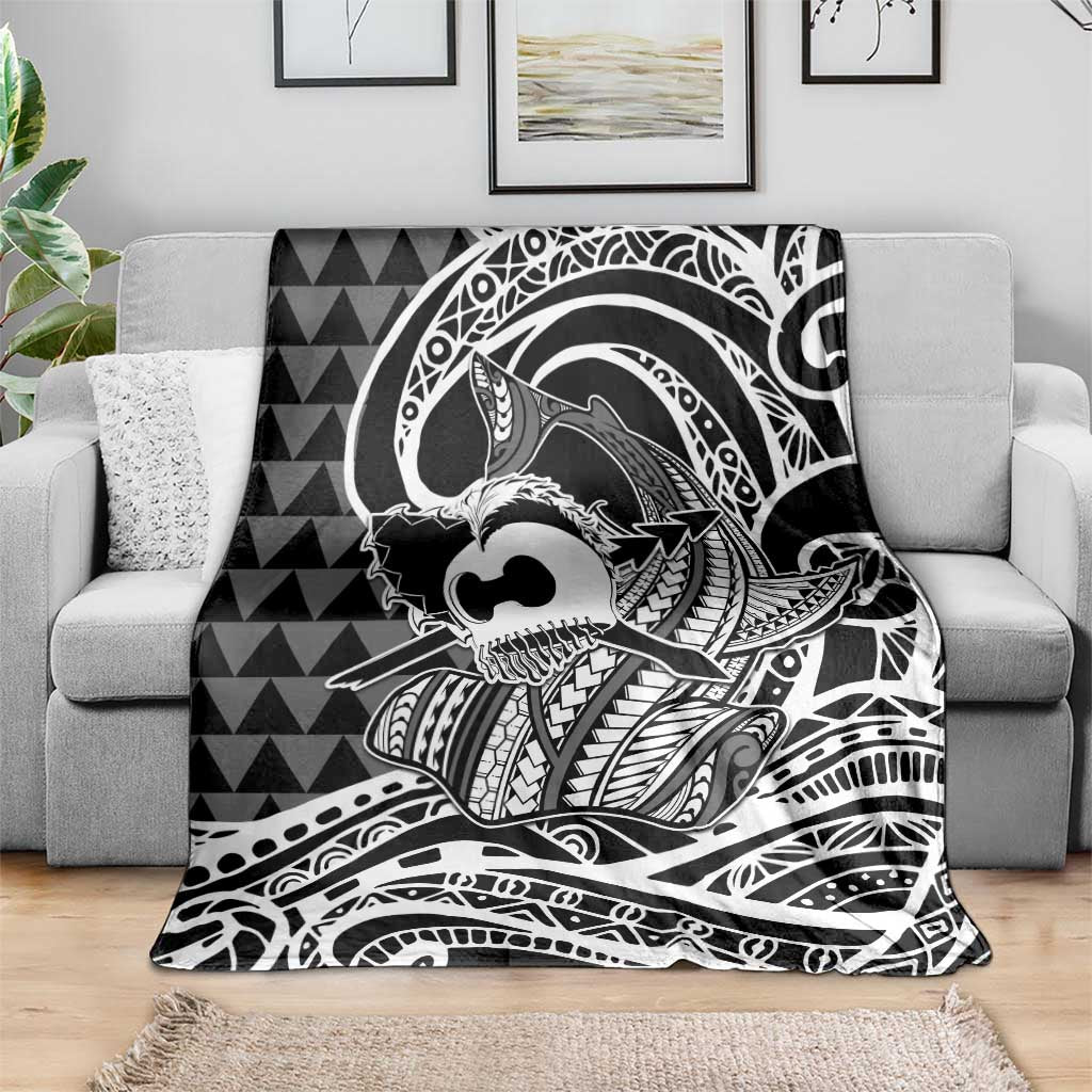 Koa Ikaika Warrior Helmet with Shark Blanket Black Kakau Style LT9 - Polynesian Pride