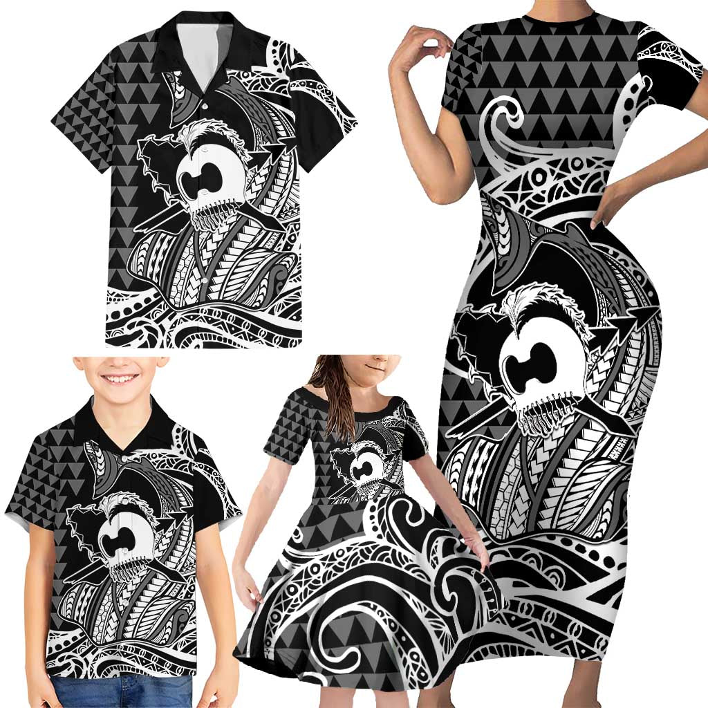 Koa Ikaika Warrior Helmet with Shark Family Matching Short Sleeve Bodycon Dress and Hawaiian Shirt Black Kakau Style