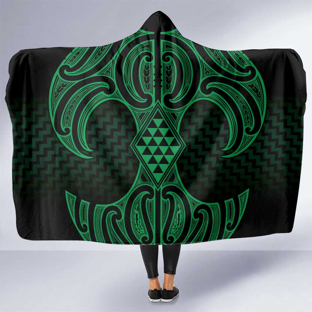 Kakariki Maori Ta Moko Poutama Art Hooded Blanket LT9 One Size Green - Polynesian Pride