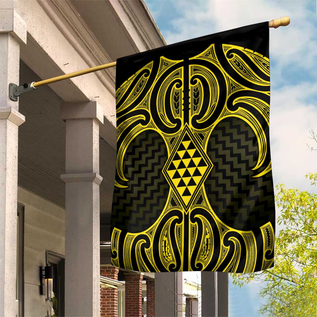 Mahi-dawg Maori Ta Moko Poutama Art Garden Flag