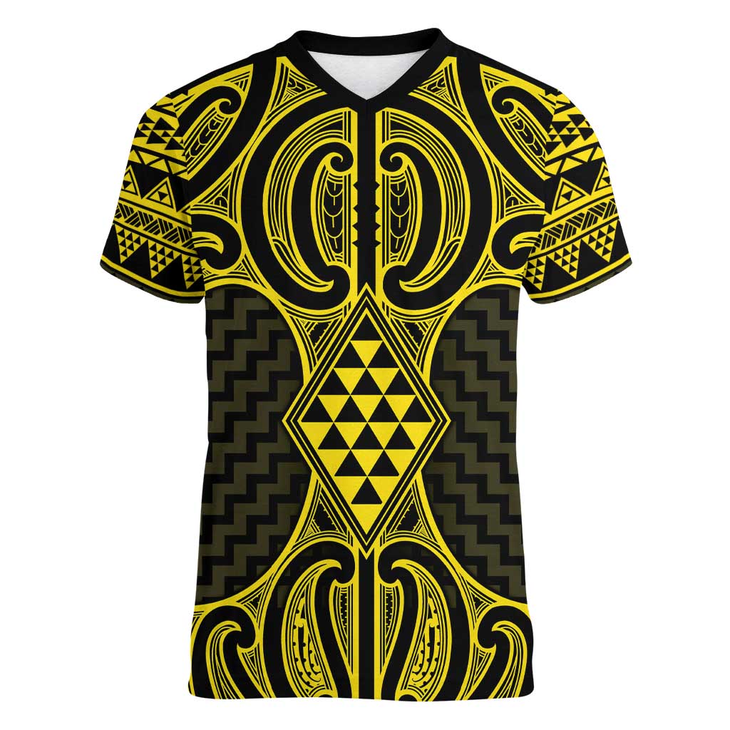 Mahi-dawg Maori Ta Moko Poutama Art Women V-Neck T-Shirt