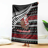 New Zealand Kiwi Santa Christmas Blanket He Wairua Kirihimete - Polynesian Pride
