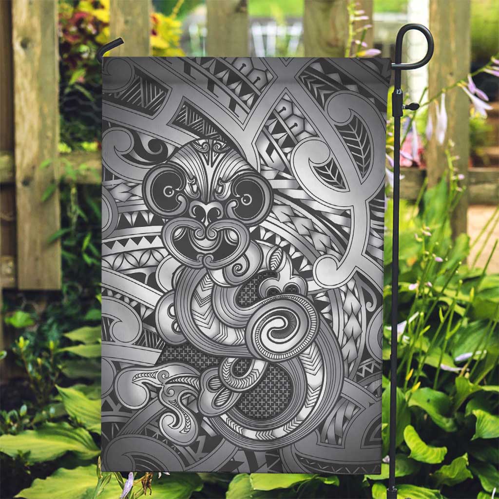 Aotearoa Maori Hei Tiki Garden Flag Kiwikiwi Kowhaiwhai Puhoro Motif LT9 Garden Flag Grey - Polynesian Pride