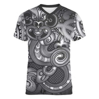 Aotearoa Maori Hei Tiki Women V-Neck T-Shirt Kiwikiwi Kowhaiwhai Puhoro Motif
