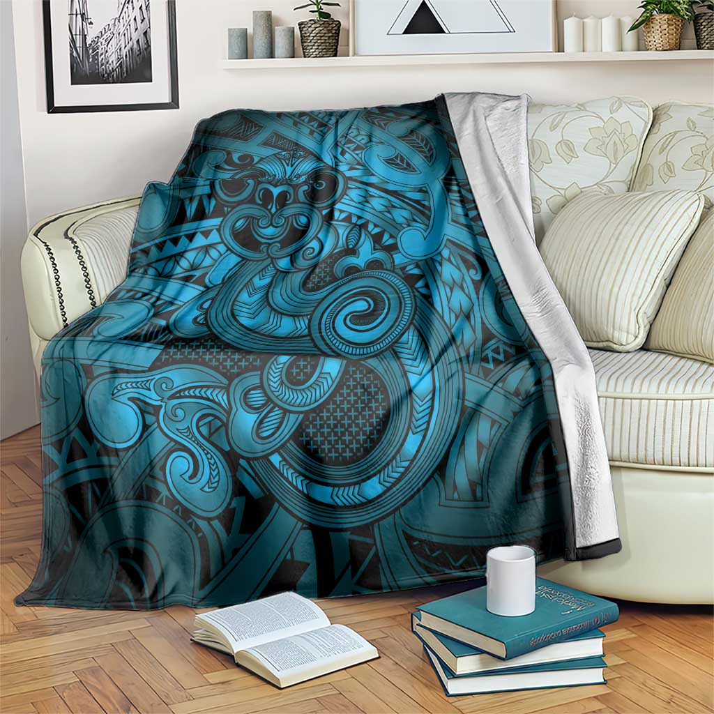Aotearoa Maori Hei Tiki Blanket Kikorangi Kowhaiwhai Puhoro Motif LT9 Blue - Polynesian Pride