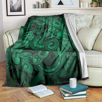 Aotearoa Maori Hei Tiki Blanket Kakariki Kowhaiwhai Puhoro Motif LT9 Green - Polynesian Pride