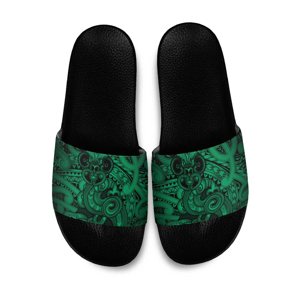 Aotearoa Maori Hei Tiki Slide Sandals Kakariki Kowhaiwhai Puhoro Motif LT9 Green - Polynesian Pride