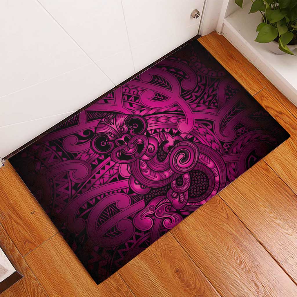 Aotearoa Maori Hei Tiki Rubber Doormat Mawhero Kowhaiwhai Puhoro Motif