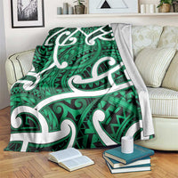 Aotearoa Maori Kowhaiwhai Blanket Kakariki Puhoro and Patiki LT9 Green - Polynesian Pride