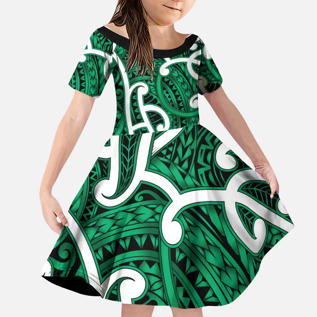 Aotearoa Maori Kowhaiwhai Family Matching Off Shoulder Maxi Dress and Hawaiian Shirt Kakariki Puhoro and Patiki