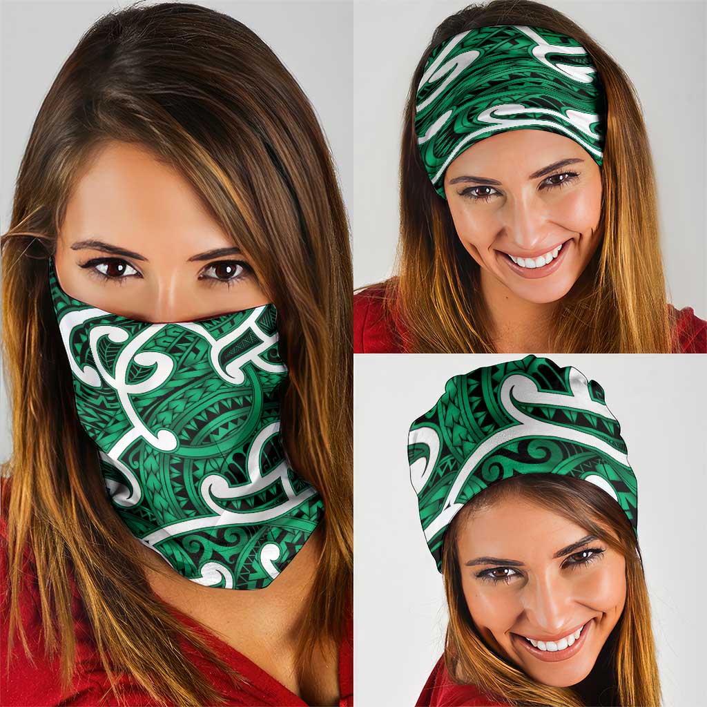 Aotearoa Maori Kowhaiwhai Neck Gaiter Kakariki Puhoro and Patiki LT9 - Polynesian Pride