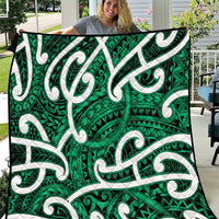 Aotearoa Maori Kowhaiwhai Quilt Kakariki Puhoro and Patiki LT9 Green - Polynesian Pride