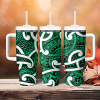 Aotearoa Maori Kowhaiwhai Tumbler With Handle Kakariki Puhoro and Patiki LT9 - Polynesian Pride