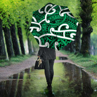 Aotearoa Maori Kowhaiwhai Umbrella Kakariki Puhoro and Patiki LT9 - Polynesian Pride
