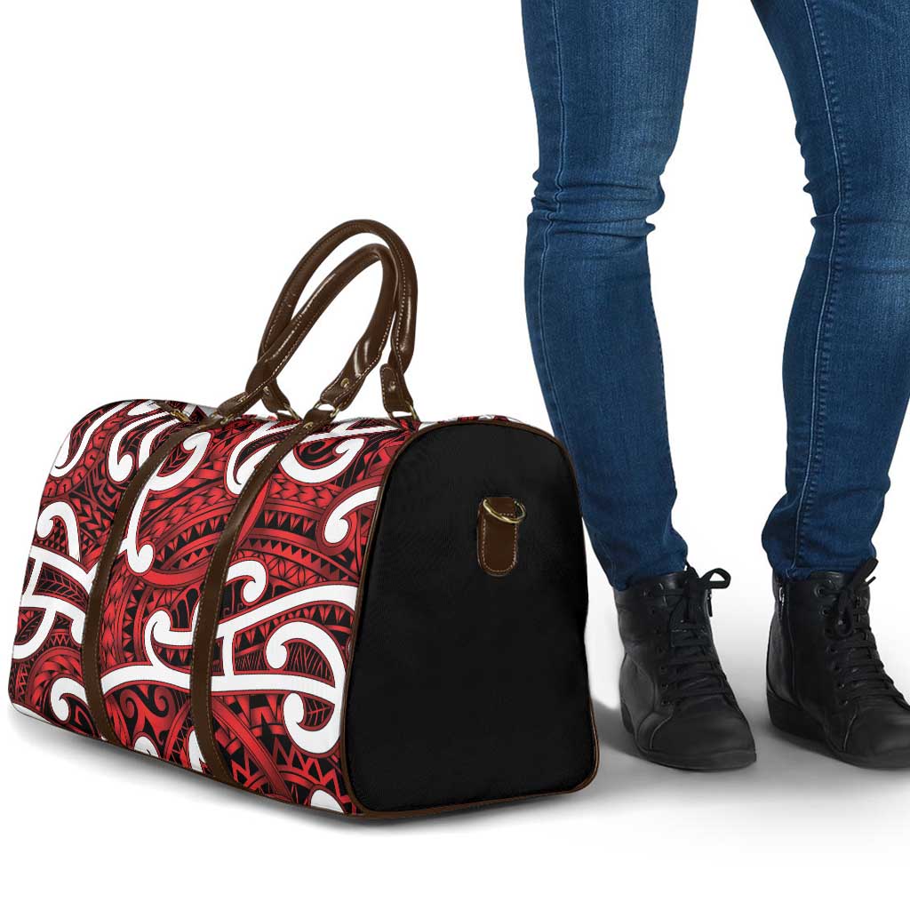 Aotearoa Maori Kowhaiwhai Travel Bag Whero Puhoro and Patiki LT9 - Polynesian Pride