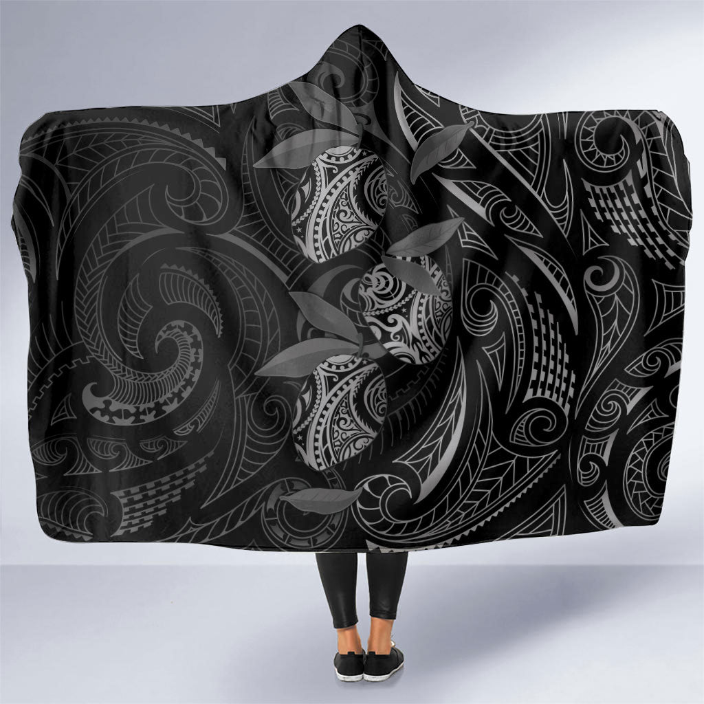 Hawaiian Mango Tribal Tattoo Hooded Blanket Black White Pacific Traditional Pattern