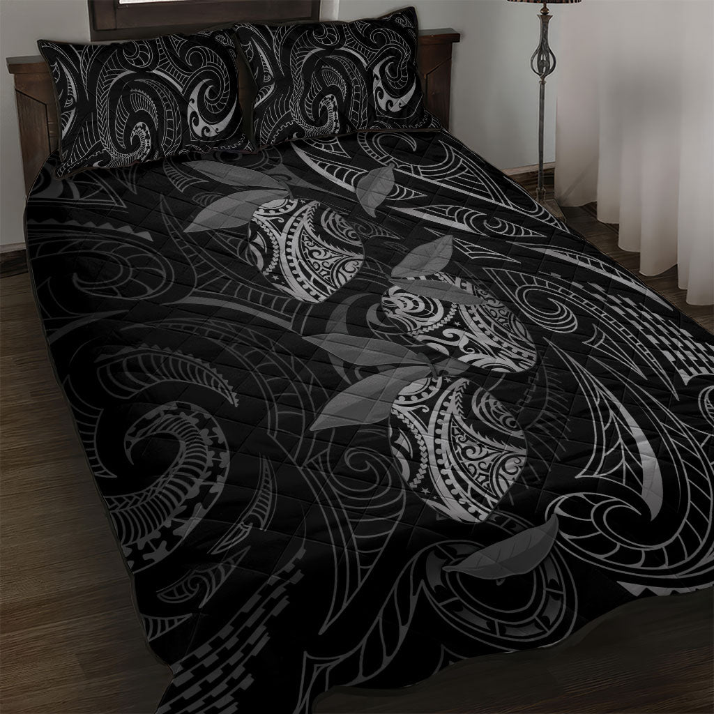 Hawaiian Mango Tribal Tattoo Quilt Bed Set Black White Pacific Traditional Pattern