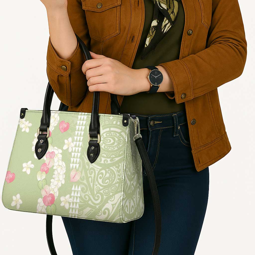 Leaf Green Hawaii Anthurium Plumeria Lei Leather Bag