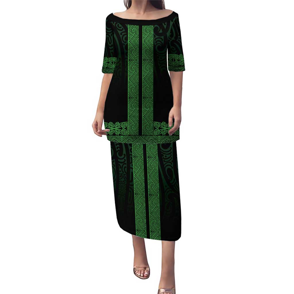 New Zealand Maori Kowhaiwhai Puletasi Kakariki Maui and Mangopare