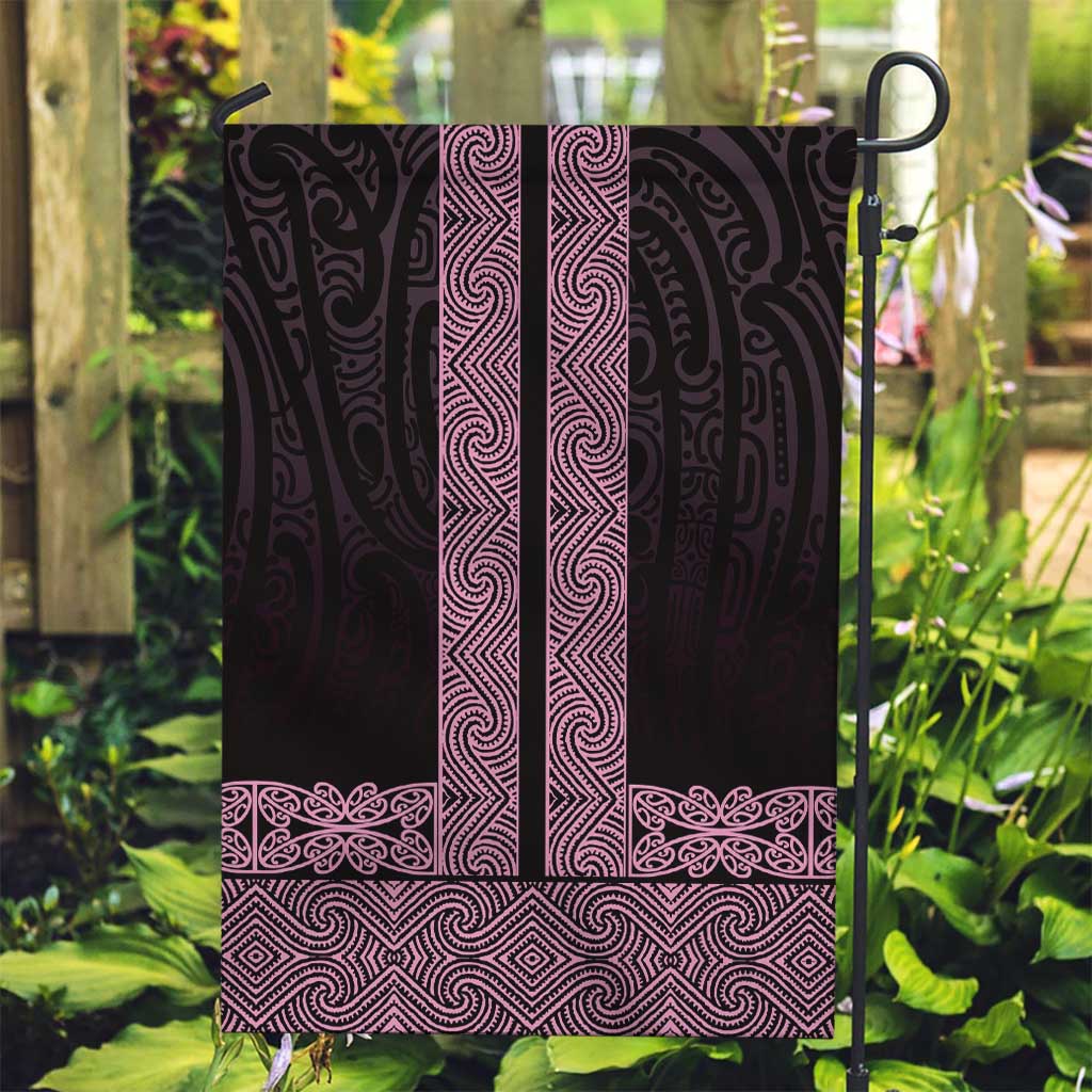 New Zealand Maori Kowhaiwhai Garden Flag Mawhero Maui and Mangopare