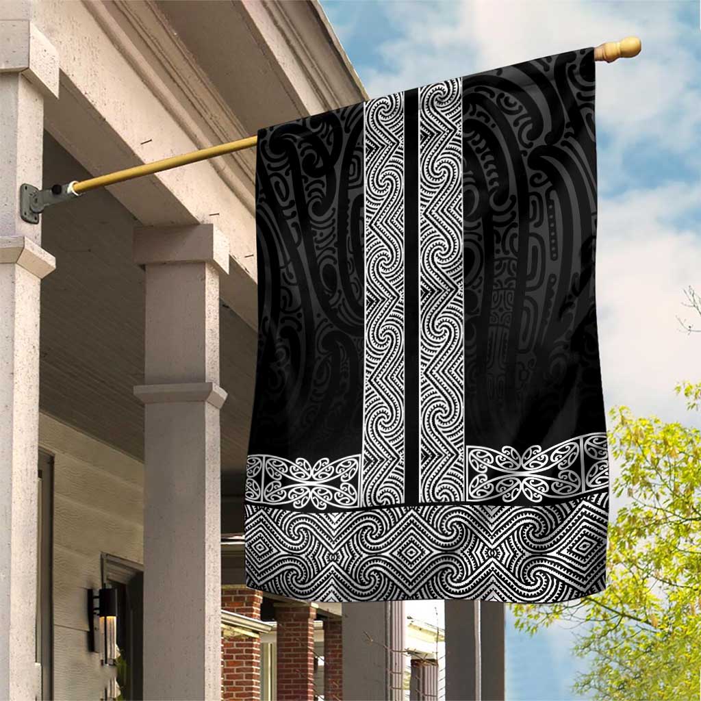 New Zealand Maori Kowhaiwhai Garden Flag Pango Maui and Mangopare