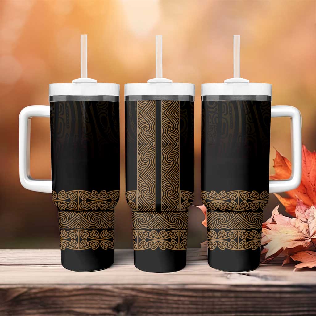 New Zealand Maori Kowhaiwhai Tumbler With Handle Parauri Maui and Mangopare