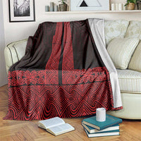 New Zealand Maori Kowhaiwhai Blanket Whero Maui and Mangopare