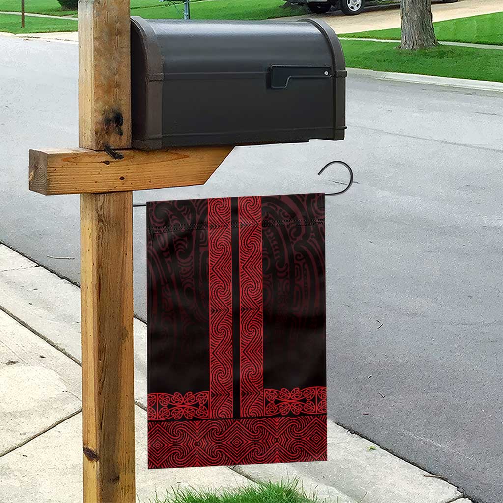 New Zealand Maori Kowhaiwhai Garden Flag Whero Maui and Mangopare