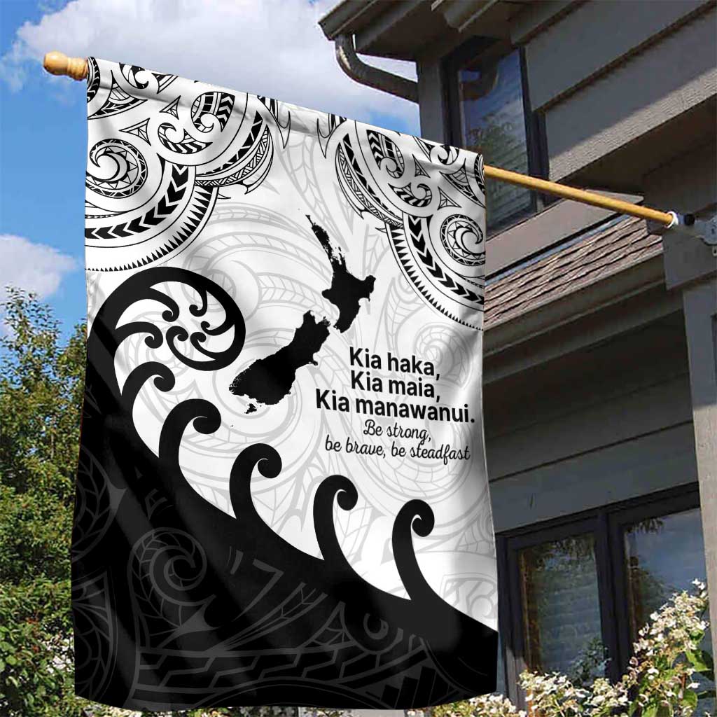 Kia Haka Maori language Garden Flag Te Reo Maori Inspired Art LT9 - Polynesian Pride
