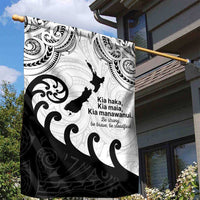 Kia Haka Maori language Garden Flag Te Reo Maori Inspired Art LT9 - Polynesian Pride