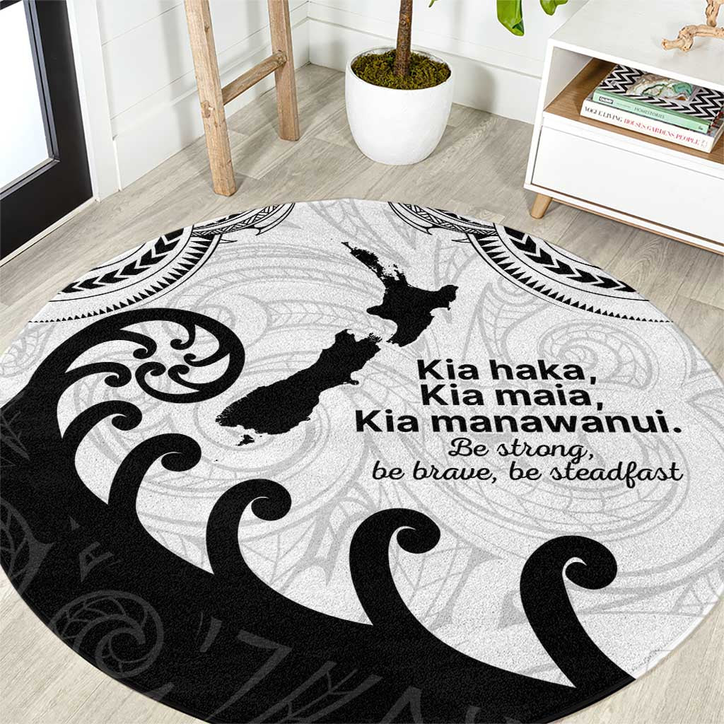 Kia Haka Maori language Round Carpet Te Reo Maori Inspired Art