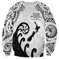 Kia Haka Maori language Sweatshirt Te Reo Maori Inspired Art LT9 Unisex white - Polynesian Pride