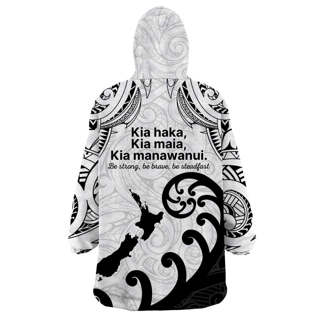 Kia Haka Maori language Wearable Blanket Hoodie Te Reo Maori Inspired Art LT9 - Polynesian Pride