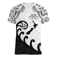Kia Haka Maori language Women V-Neck T-Shirt Te Reo Maori Inspired Art