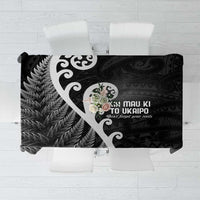 Kia Mau Ki To Ukaipo Tablecloth Te Reo Maori Koru Fern Art LT9 Black - Polynesian Pride