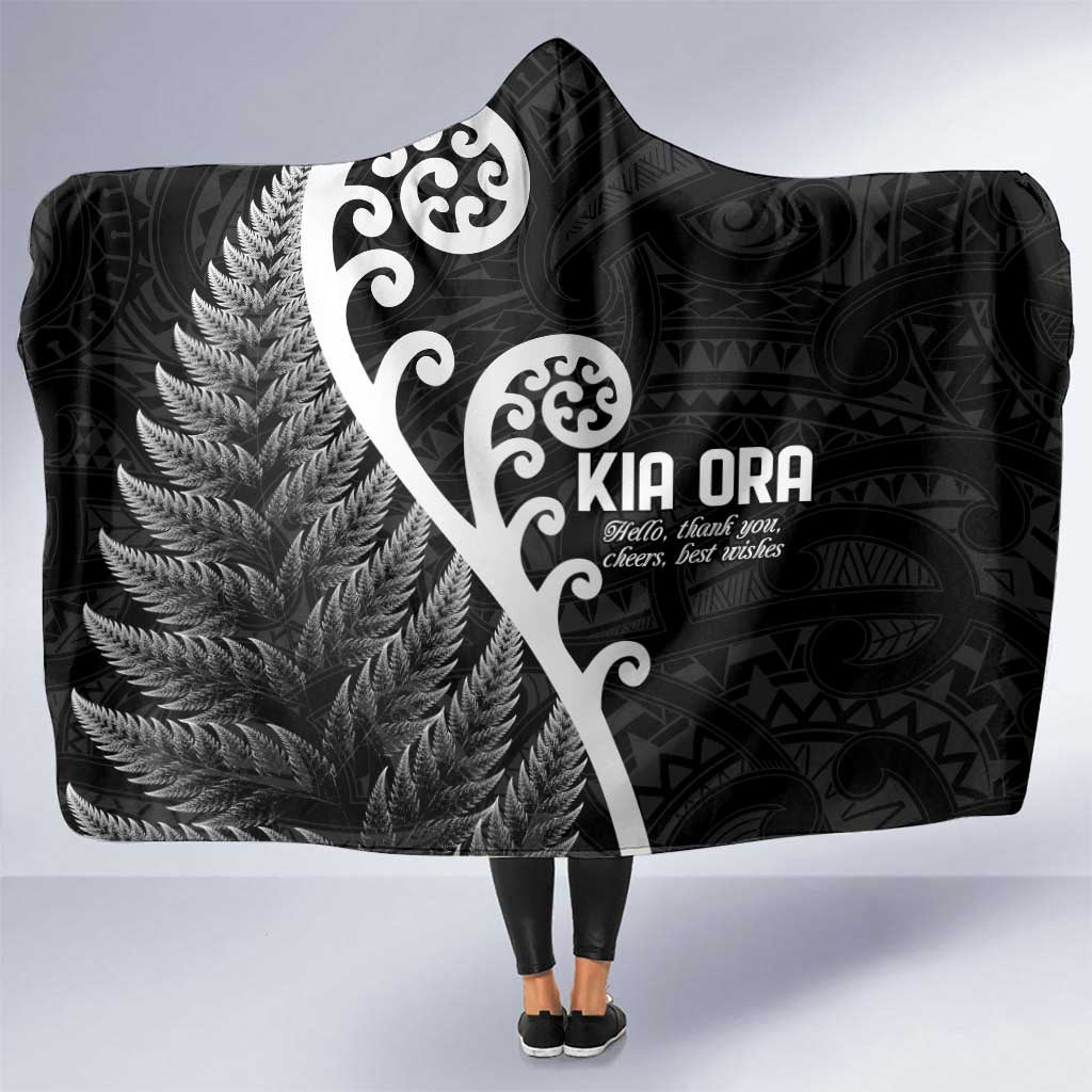 Kia Ora Maori Language Hooded Blanket Te Reo Maori Koru Fern Art LT9 One Size Black - Polynesian Pride