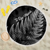 New Zealand Te Reo Mori Beach Blanket Simple Black Fern LT9 One Size 150cm Black - Polynesian Pride