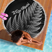 New Zealand Te Reo Mori Beach Blanket Simple Black Fern LT9 - Polynesian Pride