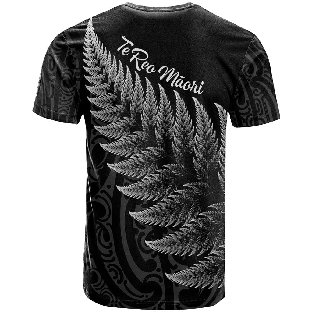 New Zealand Te Reo Māori T Shirt Simple Black Fern