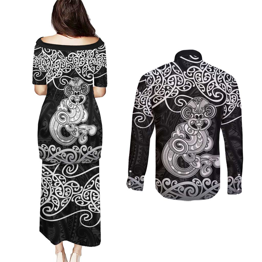 Te Reo Maori Tiki Inspired Art Couples Matching Puletasi and Long Sleeve Button Shirt LT9 - Polynesian Pride