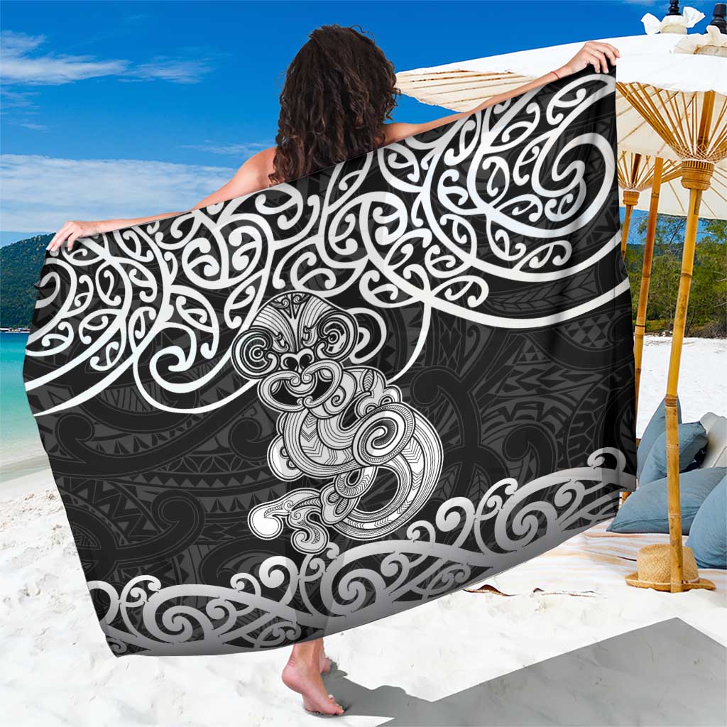 Te Reo Maori Tiki Inspired Art Sarong