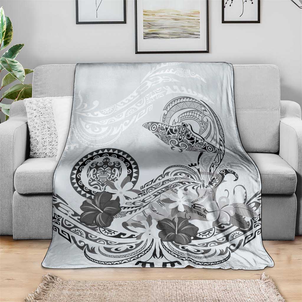 Polynesian Manta Ray Blanket Gray Floral Turtle Tattoo - Polynesian Pride