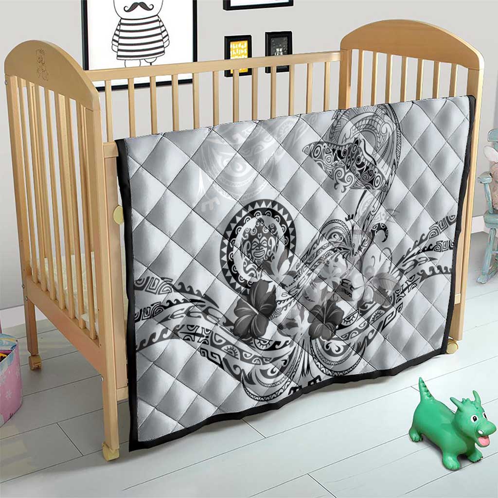 Polynesian Manta Ray Quilt Gray Floral Turtle Tattoo - Polynesian Pride