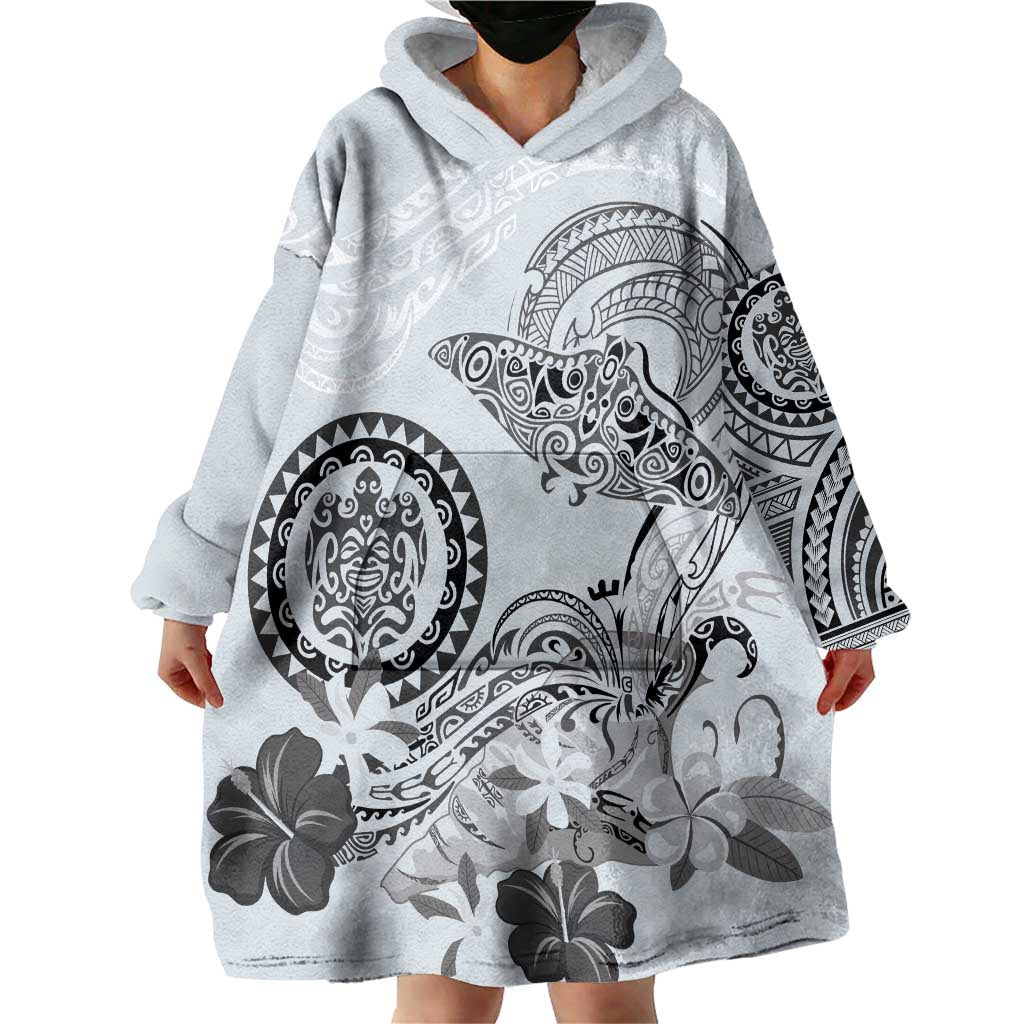 Polynesian Manta Ray Wearable Blanket Hoodie Gray Floral Turtle Tattoo LT9 - Polynesian Pride