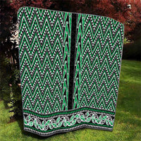 New Zealand Maori Niho Taniwha Quilt Kakariki Mangopare and Puhoro Pattern