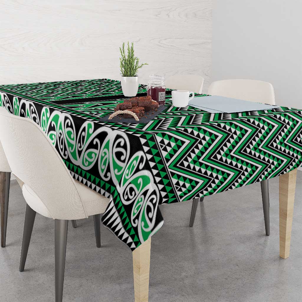 New Zealand Maori Niho Taniwha Tablecloth Kakariki Mangopare and Puhoro Pattern