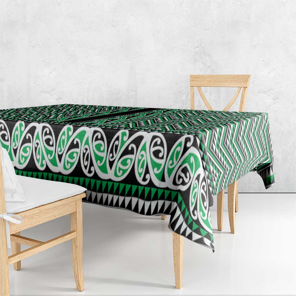 New Zealand Maori Niho Taniwha Tablecloth Kakariki Mangopare and Puhoro Pattern
