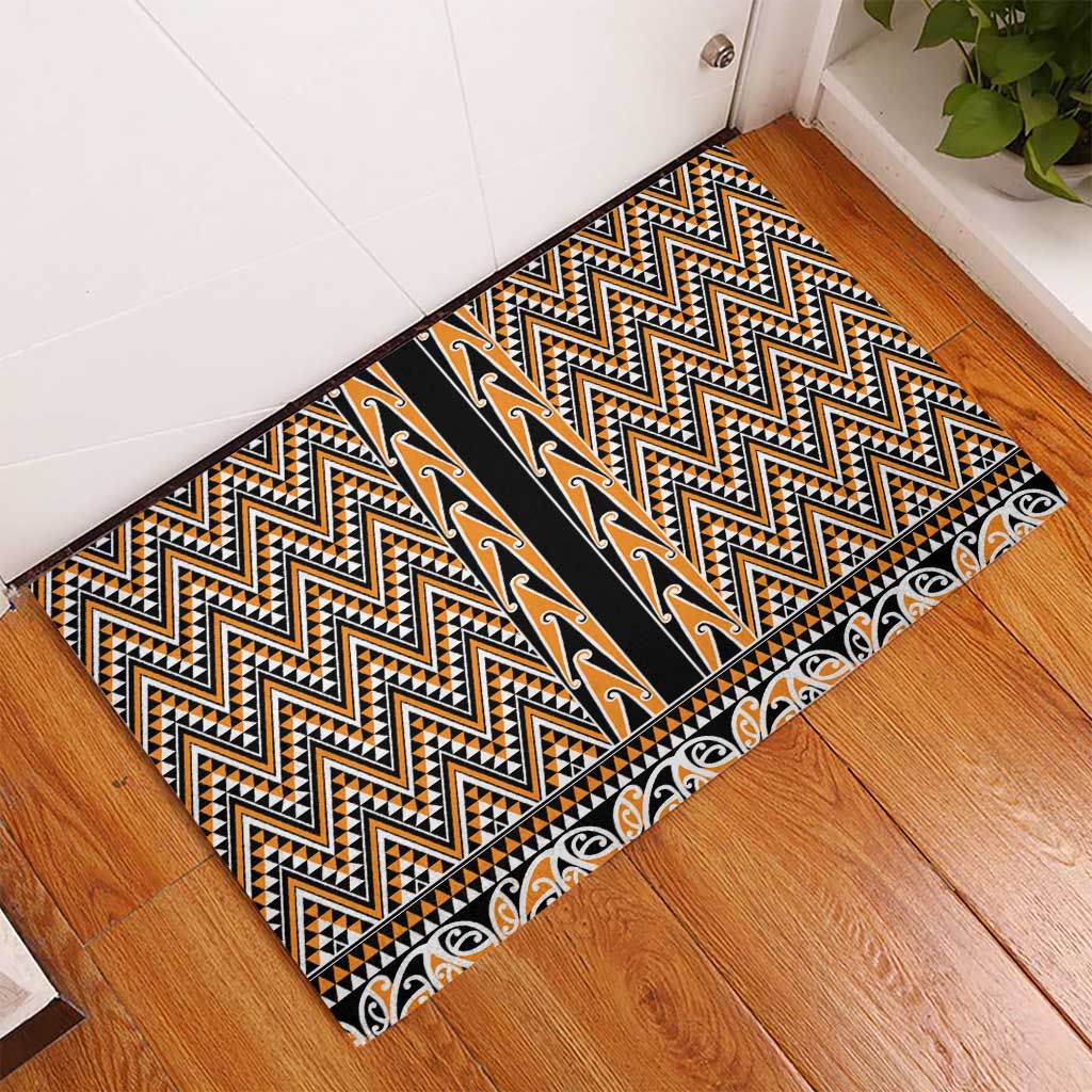 New Zealand Maori Niho Taniwha Rubber Doormat Karaka Mangopare and Puhoro Pattern