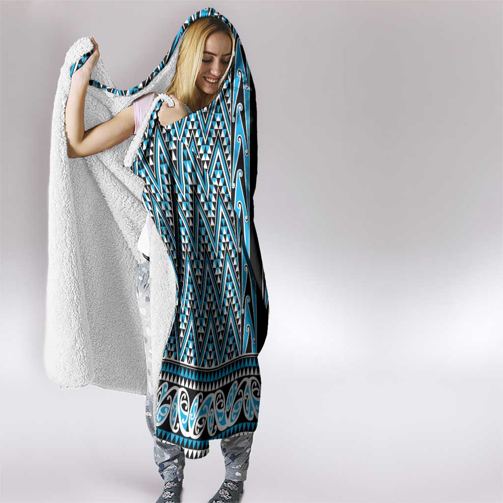 New Zealand Maori Niho Taniwha Hooded Blanket Kikorangi Mangopare and Puhoro Pattern LT9 - Polynesian Pride