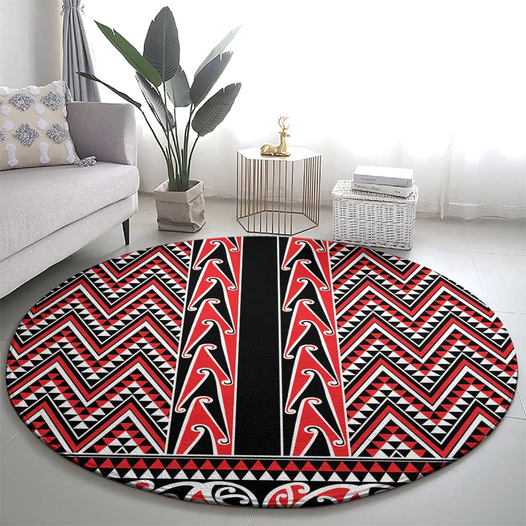 New Zealand Maori Niho Taniwha Round Carpet Whero Mangopare and Puhoro Pattern